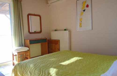 Tompras Village - Photo 9