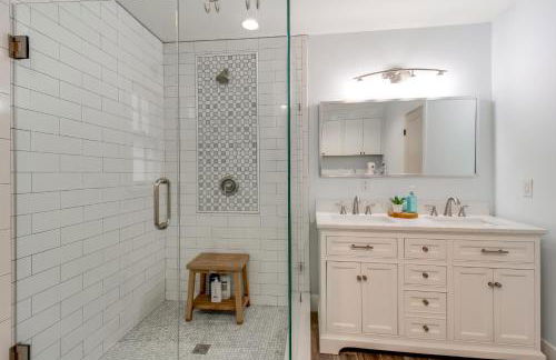 2 Mi to Tims Ford Lake! Cozy Cottage with Fireplace - Foto 12