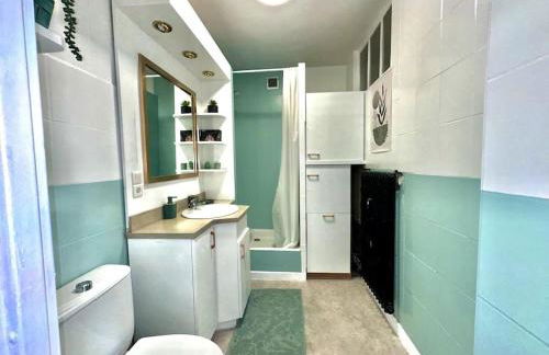 Bel appartement, chambre et salon à Metz centre - Foto 8