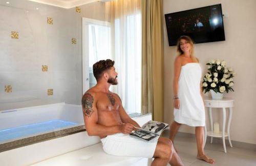 White Suite & Apartments - Foto 43