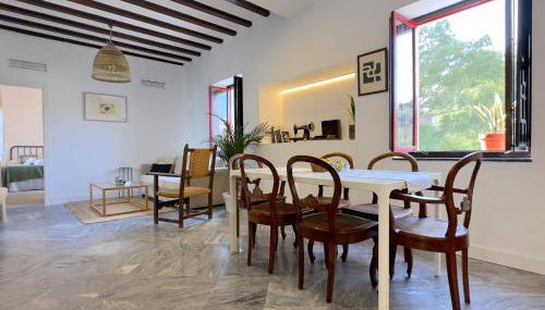 Hacienda Clavero Three Patio Apartment - Photo 5