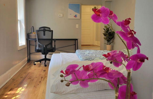 Entire House 1BD King Bed near Downtown - Foto 1