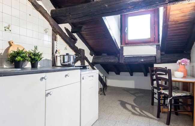 JOIVY Big Wooden Apartment for 6 near Milano Center - Photo 15