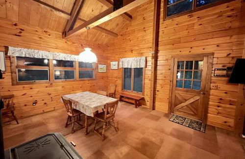 Perfect Mountain Getaway - Photo 16