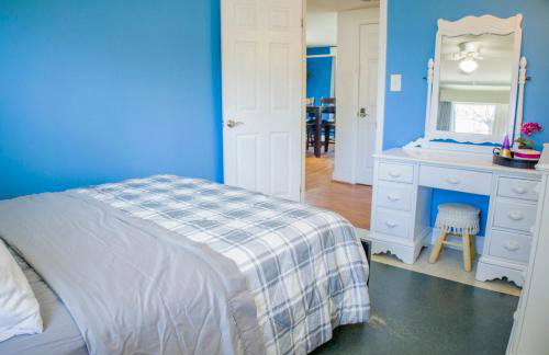 White Picket Fence - EV Charger! - Foto 23