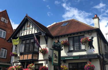 Spire View - New Forest Holiday Home - Photo 32