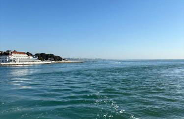 Harbourside garden flat with parking - Photo 24