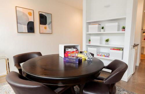 Rice Village Retreat - Rooftop deck - Sleeps 12 - Foto 9