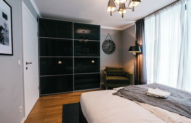 YoHome - Luxury Downtown Apartment - Photo 19