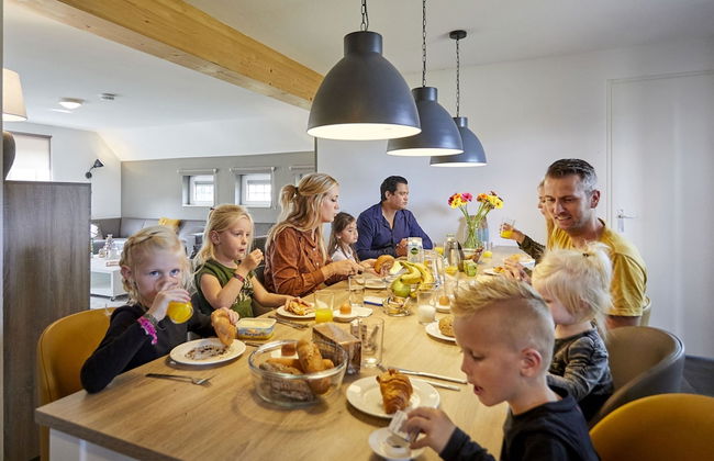 Great Villa With Sauna, Bubble Bath & Steam Shower - Photo 30