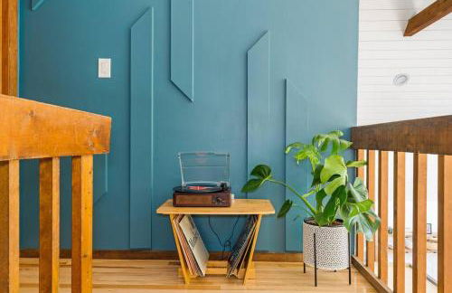 The Blue Forest Chalet - Kayak, Hike, Hot Tub - Foto 70