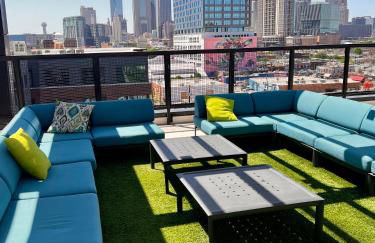 Downtown Dallas Apartment with Pool Gym and King Size Bed - Foto 16