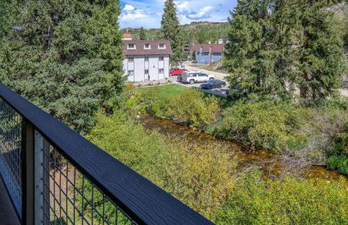 Ski Town Hideaway | Fireplace + Walk to Downtown - Foto 40