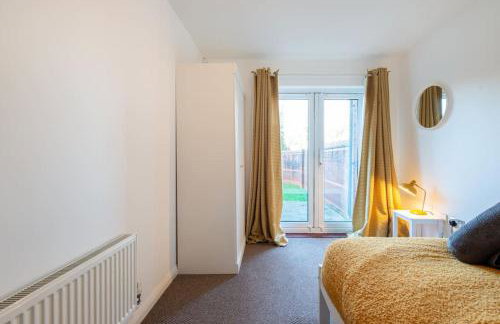 City centre 4 Bed house FREE parking walk to town - Foto 4