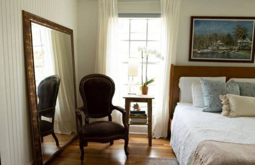 Historic Coastal Suite Steps to the Water - Suite One - Foto 3