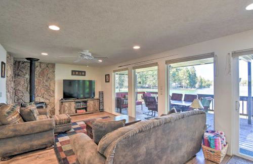 House with Private Deck on the Rock Creek Reservoir! - Foto 1