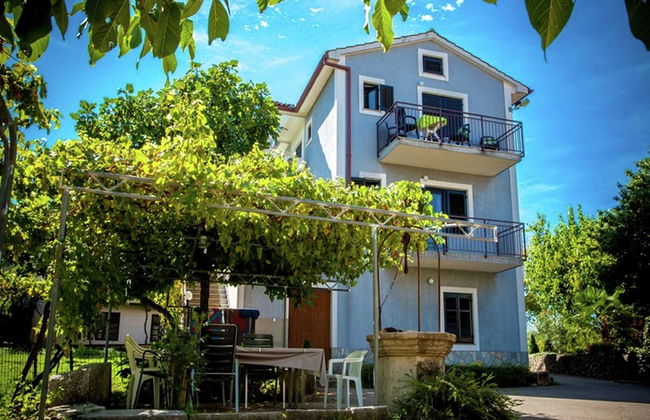 Comfortable Apartment With Terrace Near the Beach - Foto 1