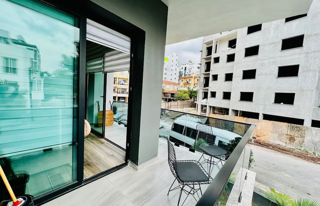 "A Brand new 1+1 Flat in Kyrenia. It is Central With a Lots of Facilities." - Foto 3