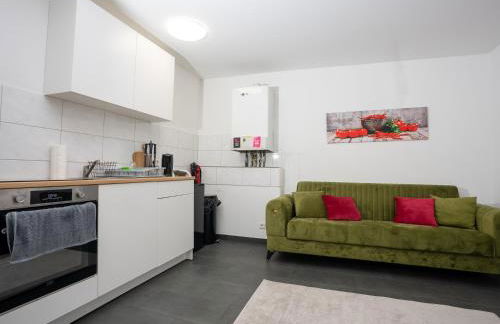 Serviceroom24 - Space in Recklinghausen Hoch WLAN - Smart-TV - 24-7 Check-in und Küche - Foto 12