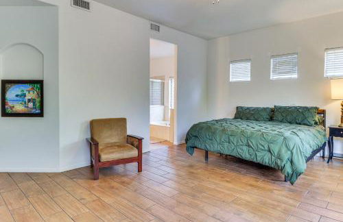 Easy ABQ Access Large Family Home with Patio and Yard - Foto 14