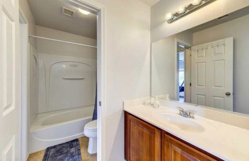 Putting Green, Pool and Spa Home in Queen Creek! - Foto 15