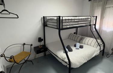 Attic Castillo - Foto 3