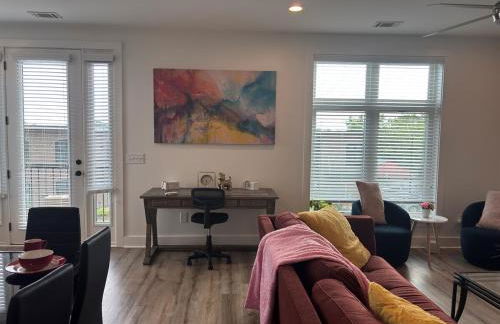 Gated 2BR in Greenville wVibes - Foto 10