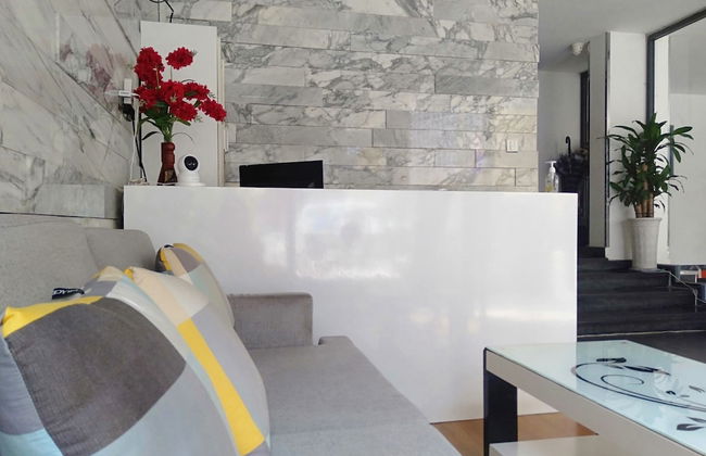 Full House Serviced Apartment - Photo 39