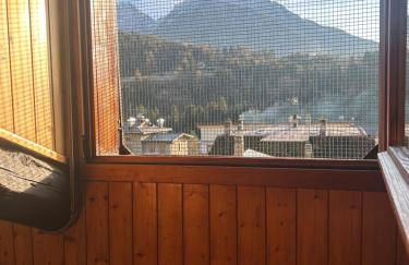 Family House - Photo 4