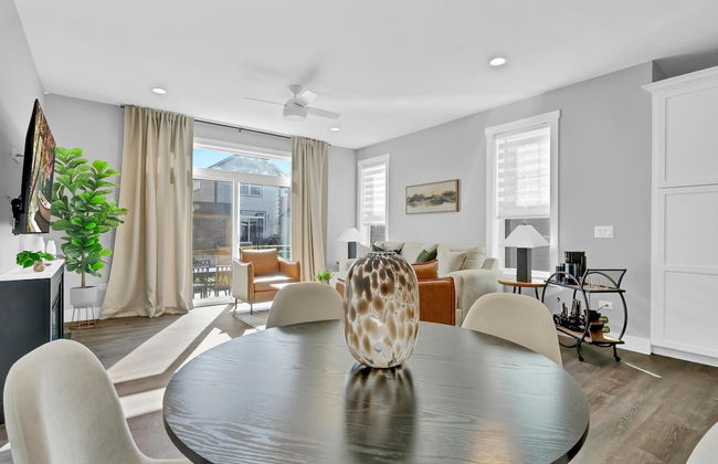 Move Over Rose - Photo 18