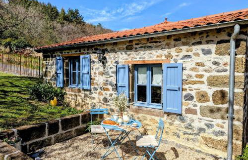 Cabane de Vigne en Auvergne pour Escapade Romantique - FR-1-582-74 - Foto 1