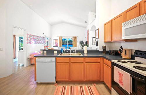 Disney World Getaway: 4 Br - Sunroof - BBQ Bliss - Foto 16