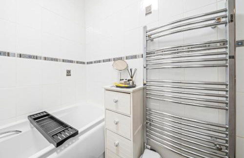 Perfect location for beach and golfing - Photo 8