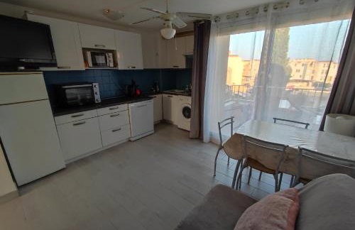 Appartement T2 avec piscine, proche de la plage et du Port - Photo 3