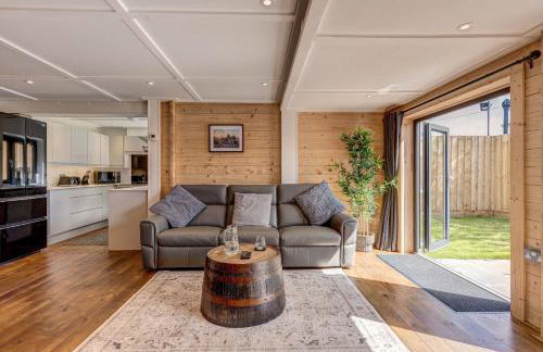 Buttercup Lodge - Photo 2