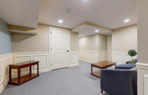 Nurse-Ready Studio Retreat! 2 Mi to Dtwn Holyoke - Foto 8