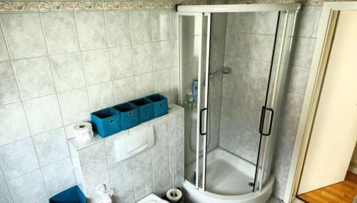 Ruhige Wohnung in guter Gegend - Photo 2