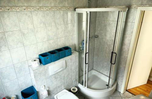 Ruhige Wohnung in guter Gegend - Photo 2