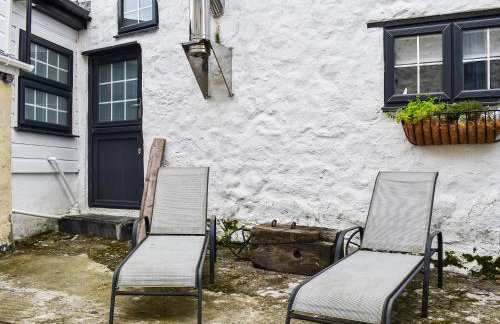 The Old Barn - Photo 2