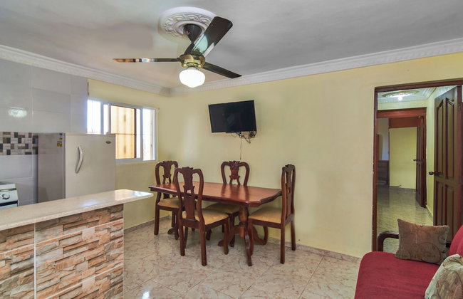 Spacious 2-bedroom Apartment With Private Terrace Near SDQ Airport Fast Wi-f - Foto 6