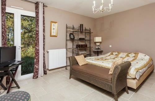 Villa in Cazals with Pool & Lake Nearby - Foto 14