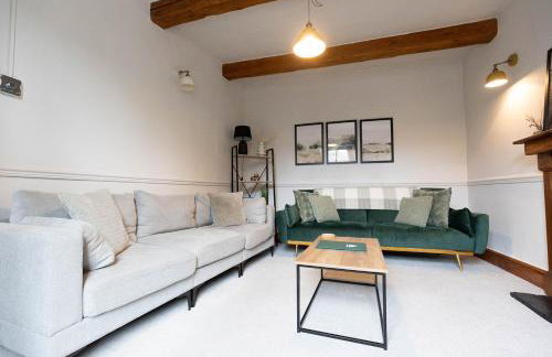 WEST VIEW COTTAGE - Charming Wensley Cottage in the Heart of Peaks - Photo 27