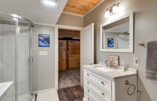 Secluded Home with Fire Pit, 8 Mi to Cannon Mountain - Photo 20