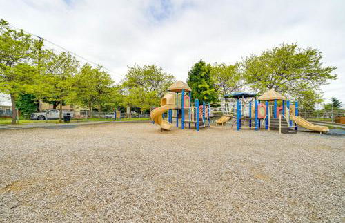 2 Blocks to Beach Park! World Cup HQ in Seattle - Foto 33