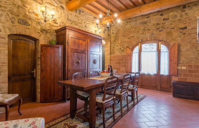 Holiday Home in Town Center with Pool, Garden, Hot Tub - Foto 30