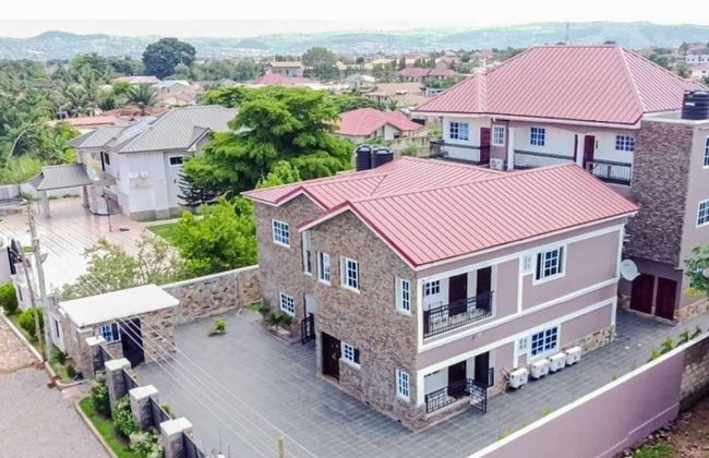 Cozy,quiet & Fantastic- Close to Highway - Parking - Foto 25