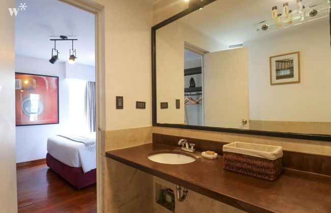 w Stylish 3BR With Ocean View in Miraflores - Photo 17