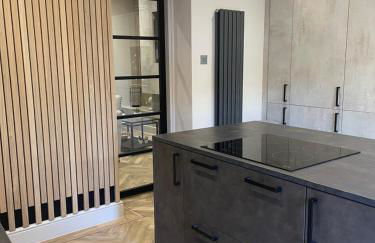 Stunning Town Center Cottage with hot tub - Foto 11