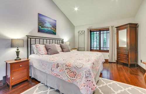 1 Mi to Dtwn! Lakefront Earl Young Charlevoix Home - Foto 11