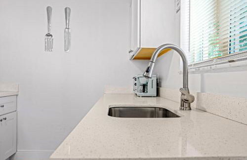 2-min Walk To The Beach! Sleeps 7 - Large 2br2ba #5 - Foto 14